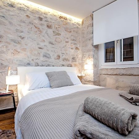 Luna Rooms And Studios Ровінь Екстер'єр фото